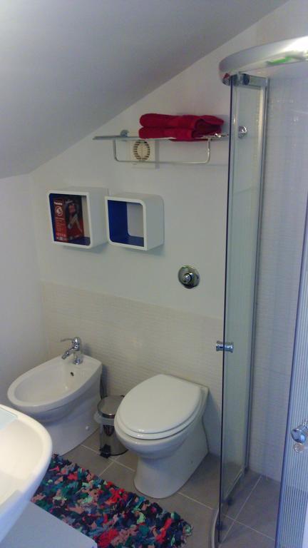 Orange Cube Apartment 里耶卡 外观 照片